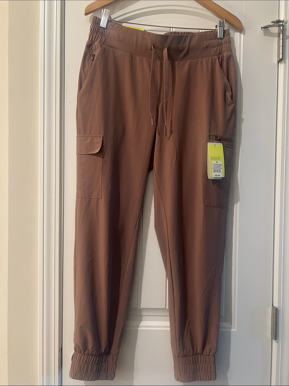 Stretch Woven Cargo Joggers Size Medium